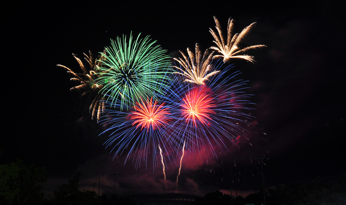 Feuerwerk in der Nacht
